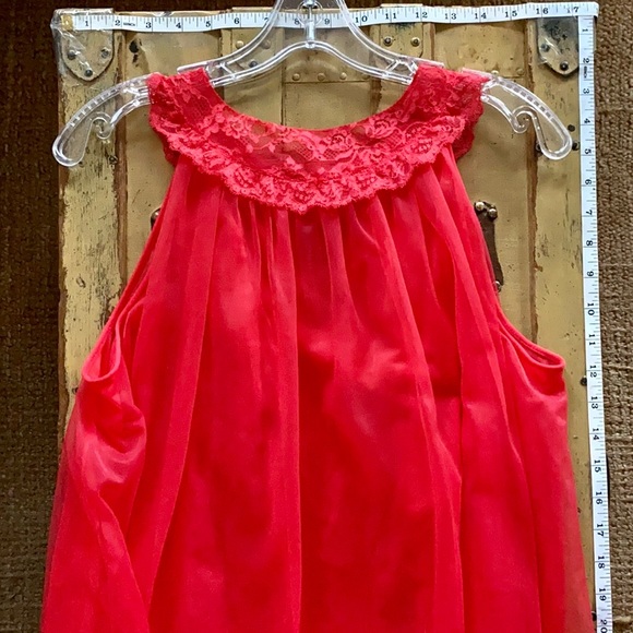 60s 70s VINTAGE | VANITY FAIR RED DOUBLE LAYER NYLON LACE VINTAGE LINGERIE SHEER - Picture 10 of 11